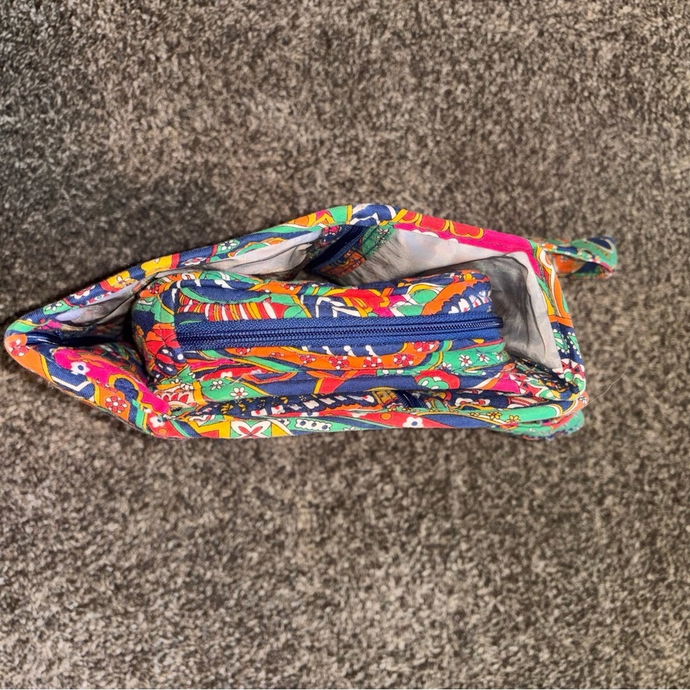 VERA BRADLEY Paisley Makeup/Travel Hanging Organizer - Picture 10 of 11